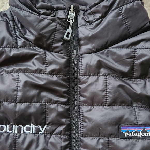 PATAGONIA Nano Puffer Vest primaloft Women's NWOT black Medium - Picture 8 of 10